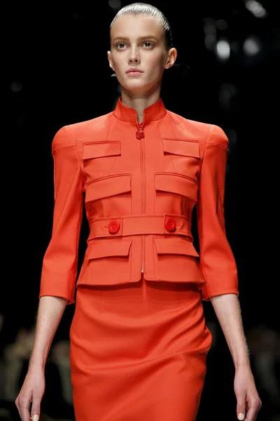 Look 74